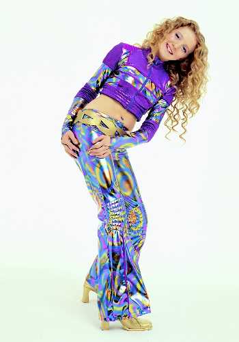 standing_20-_20multi-colour_20outfit_500.jpg